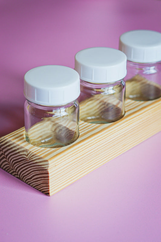 Houten houder voor verfpotjes nat-in-nat schilderen